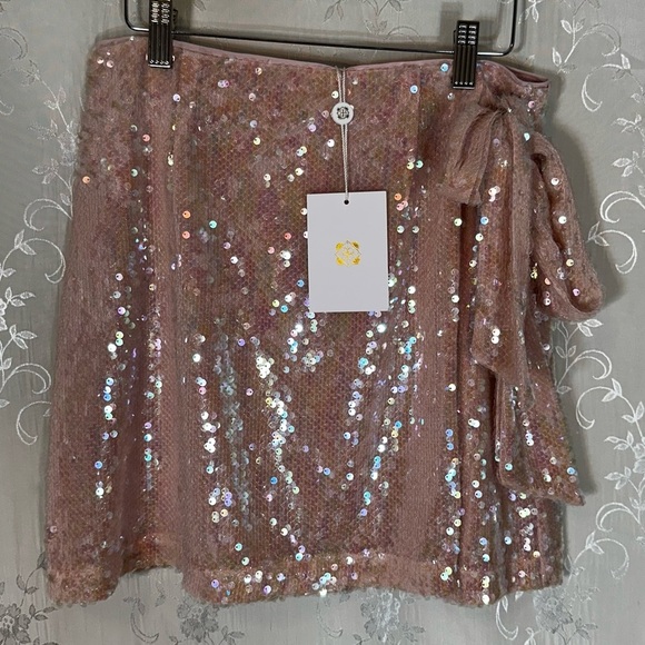 Wayf Blush Pink “For Keeps” Sequin Fun & Flirty Wrap Mini Skirt Size Medium NWT - Picture 6 of 7